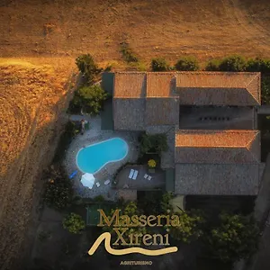  Alloggio per agriturismo Masseria Xireni